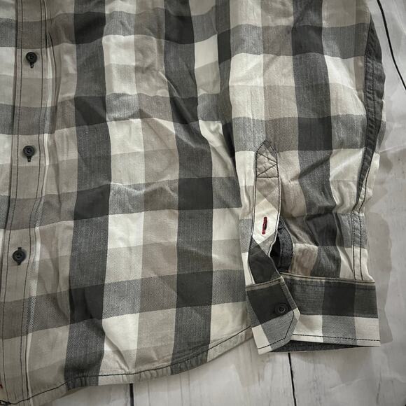 Vans Men’s XL Gray Plaid Long Sleeve Dress Shirt Button Up - Picture 5 of 9